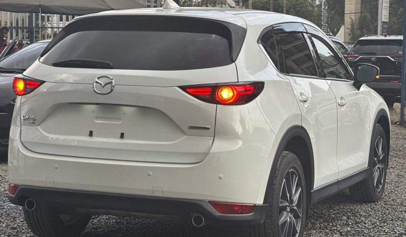 
								Mazda CX-5 full									