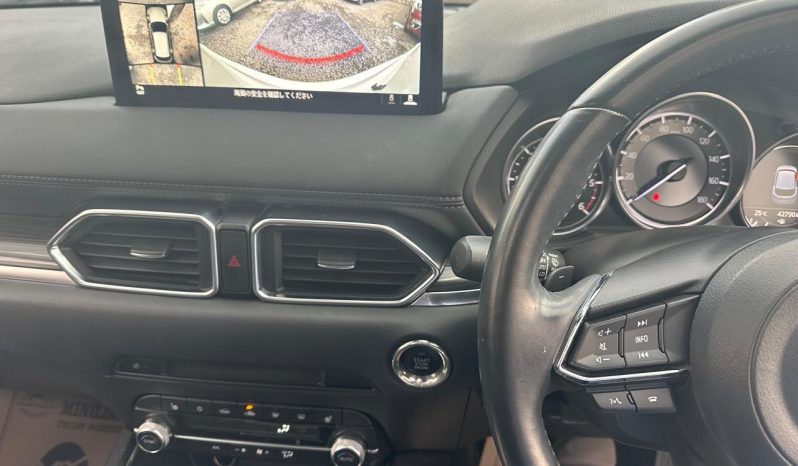 
								Mazda CX-5 full									
