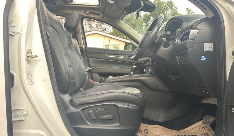 
								Mazda CX-5 full									