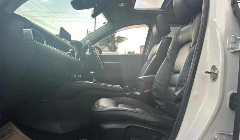 
								Mazda CX-5 full									