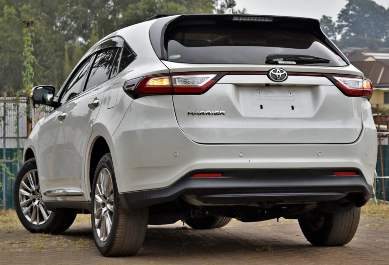 
								Toyota Harrier full									