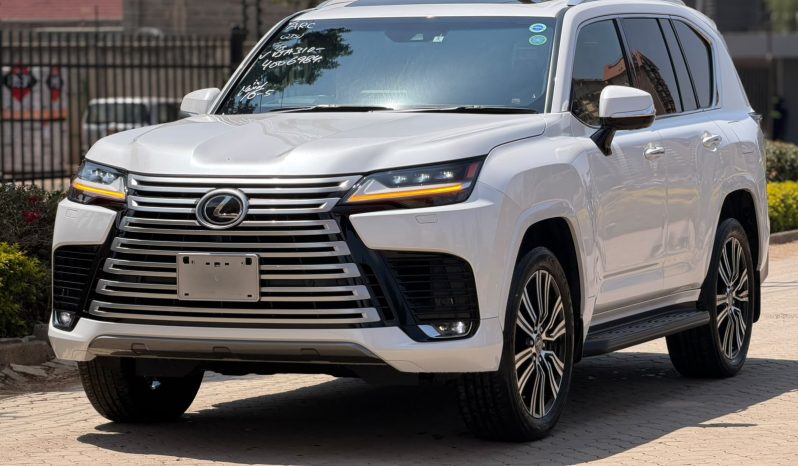 
								Lexus LX600 full									