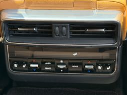 Lexus LX600