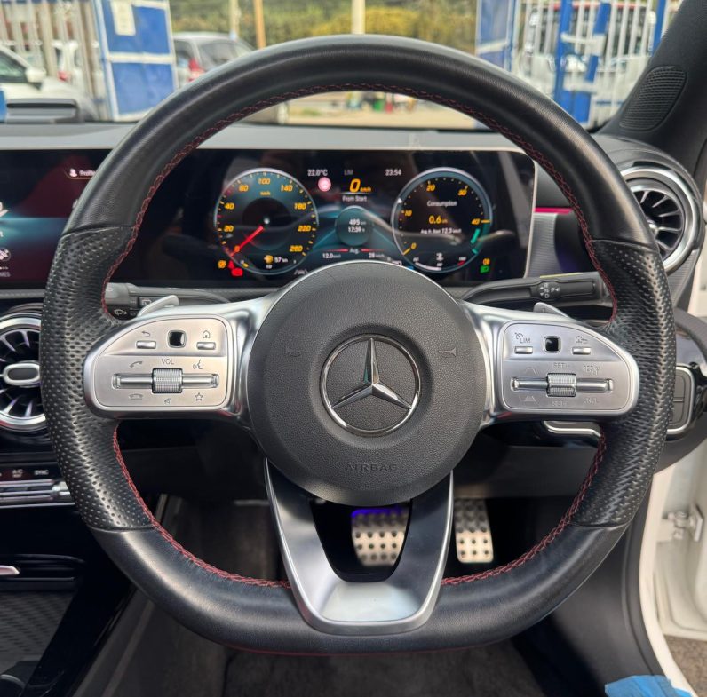 
								Mercedes Benz A180 full									