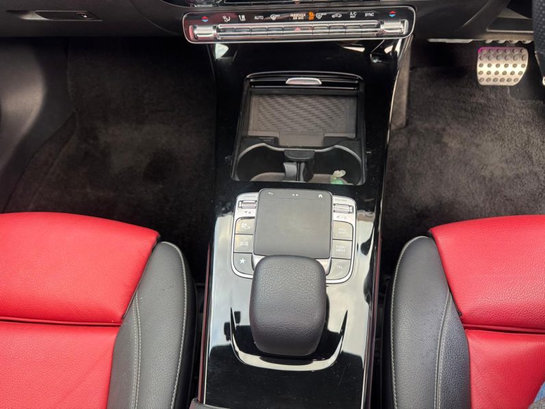 
								Mercedes Benz A180 full									