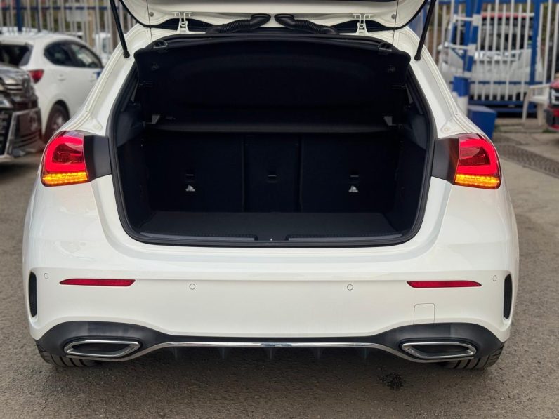 
								Mercedes Benz A180 full									