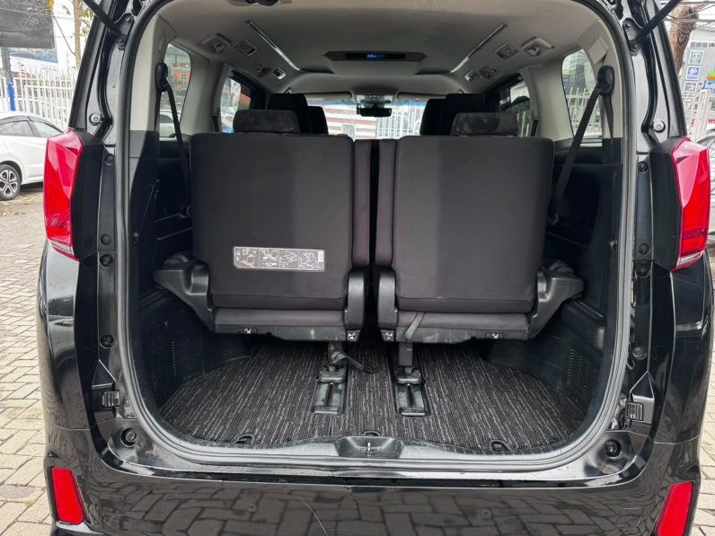 
								Toyota Alphard full									