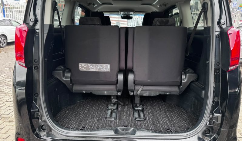 
								Toyota Alphard full									