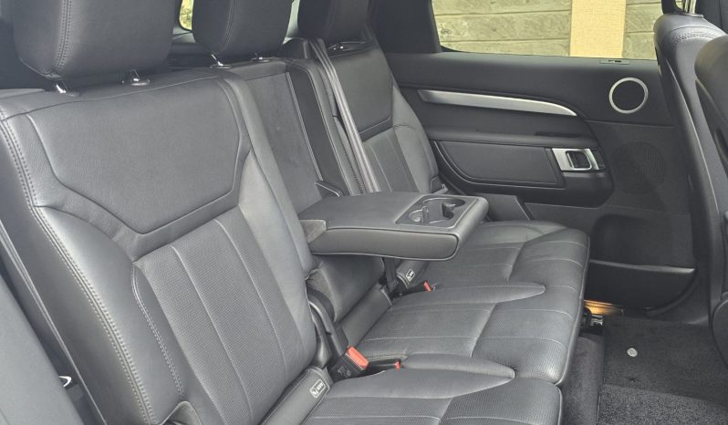 
								Land Rover discovery Landmark Edition full									