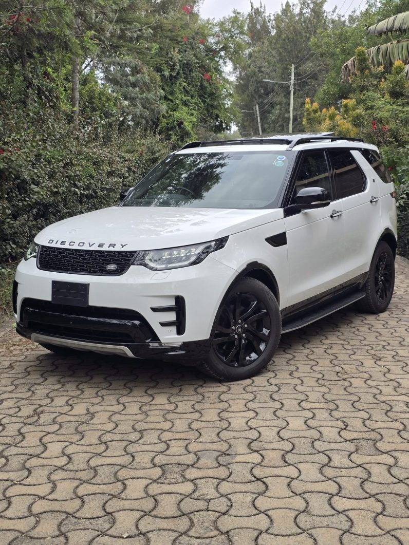 
								Land Rover discovery Landmark Edition full									
