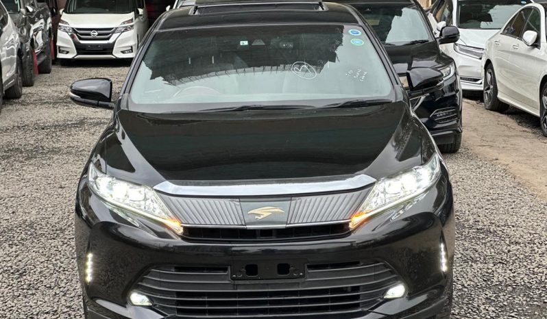 
								Toyota Harrier full									