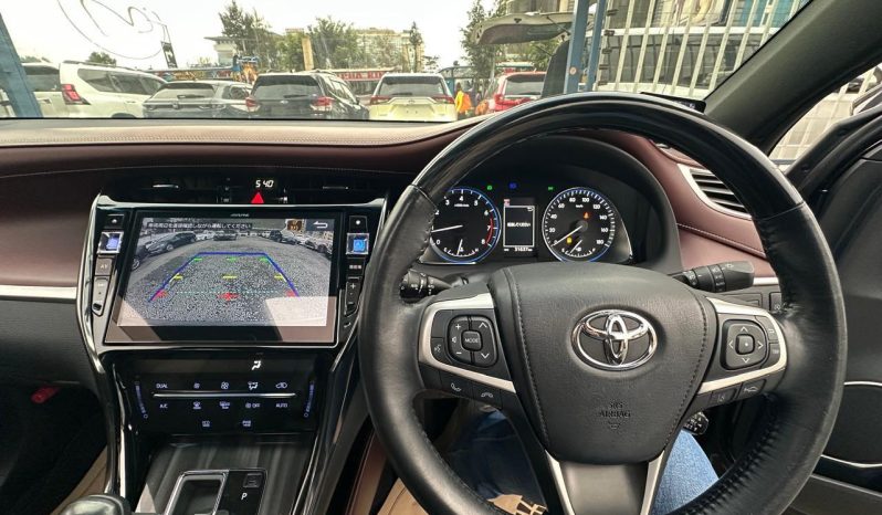 
								Toyota Harrier full									