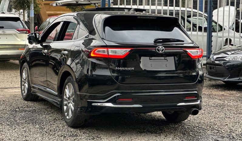 
								Toyota Harrier full									