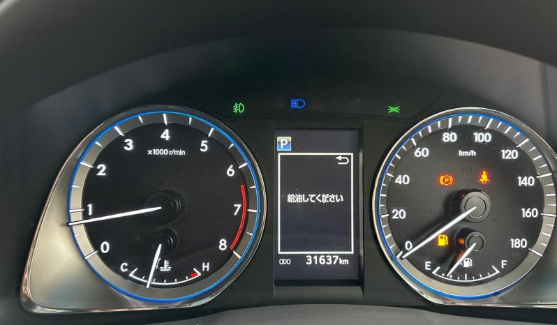 
								Toyota Harrier full									