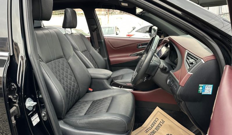 
								Toyota Harrier full									