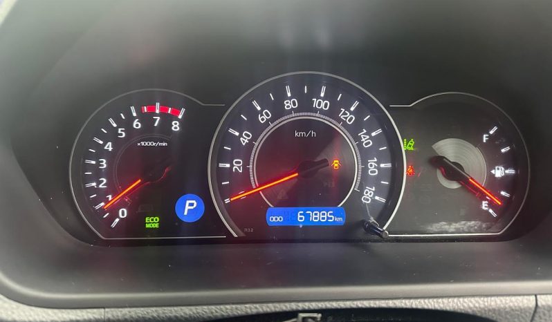
								Toyota Voxy Zs full									