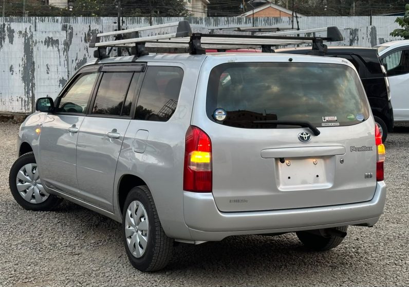 
								Toyota probox full									