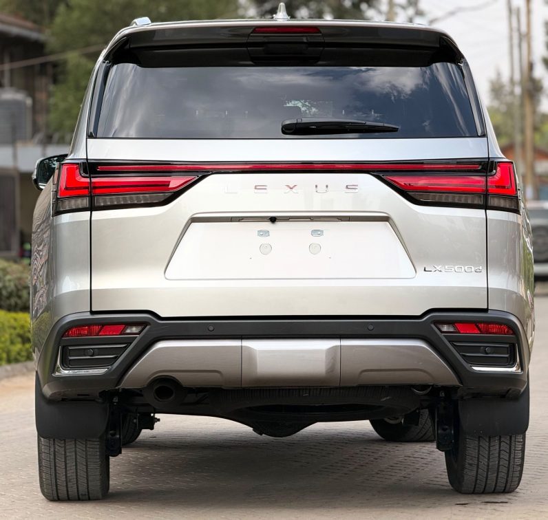 
								Lexus Lx500d full									