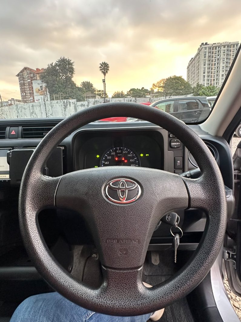 
								Toyota probox full									