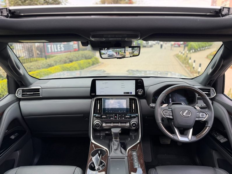 
								Lexus Lx500d full									