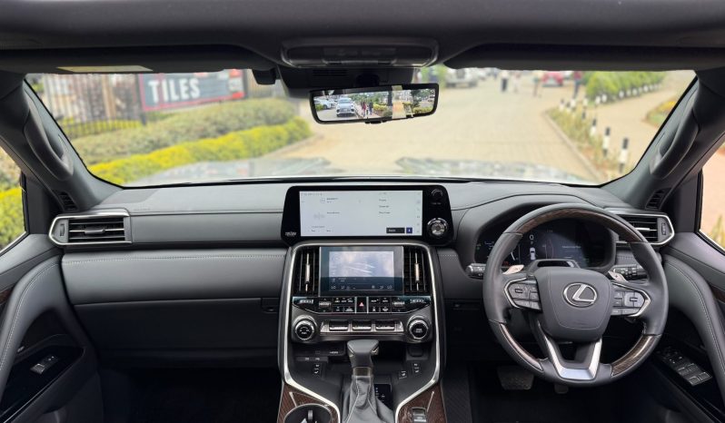 
								Lexus Lx500d full									