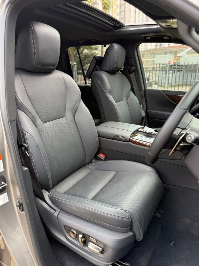 
								Lexus Lx500d full									