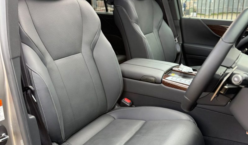 
								Lexus Lx500d full									
