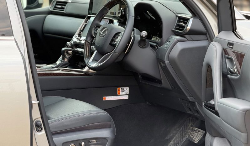 
								Lexus Lx500d full									