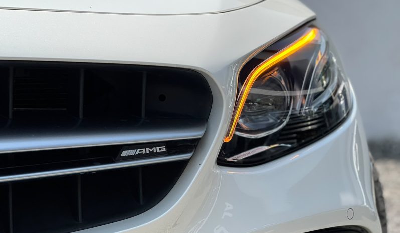 
								Mercedes-Benz E63s AMG full									