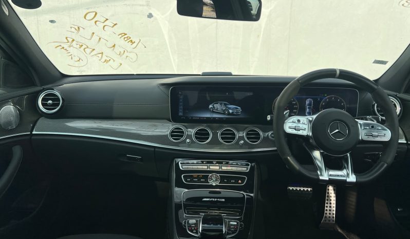 
								Mercedes-Benz E63s AMG full									