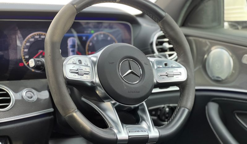 
								Mercedes-Benz E63s AMG full									