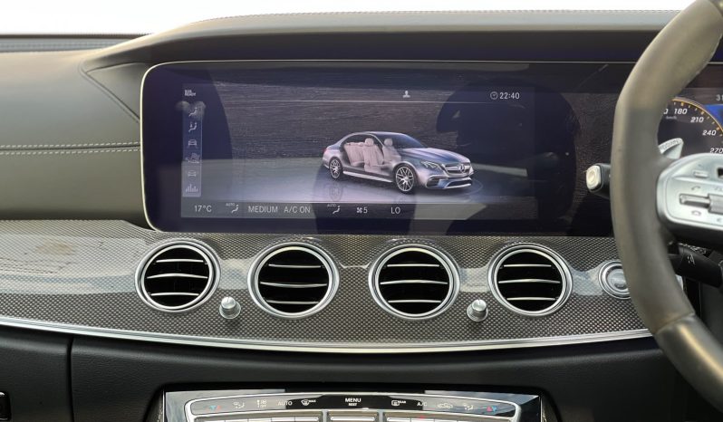 
								Mercedes-Benz E63s AMG full									