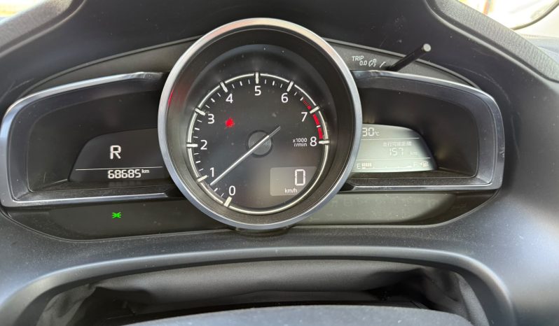 
								Mazda Axela full									
