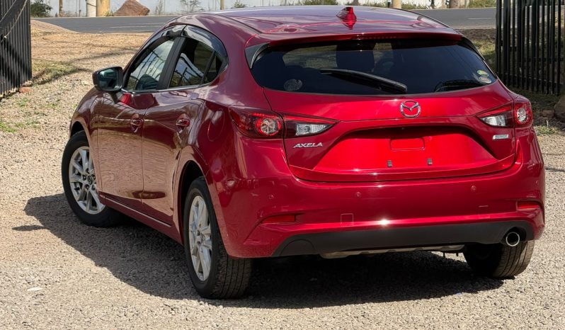 
								Mazda Axela full									