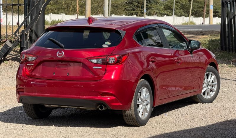 
								Mazda Axela full									