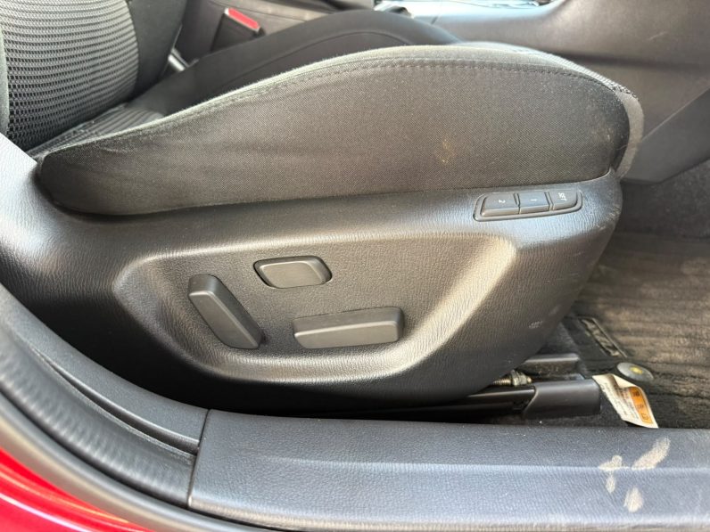 
								Mazda Axela full									