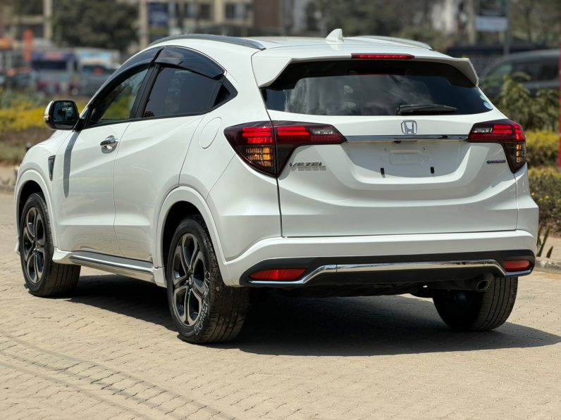 
								Honda vezel full									