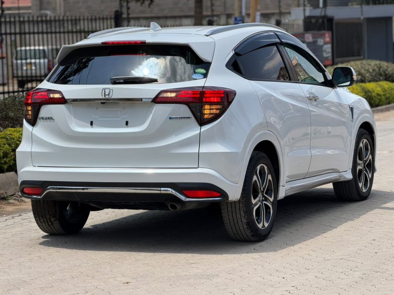 
								Honda vezel full									