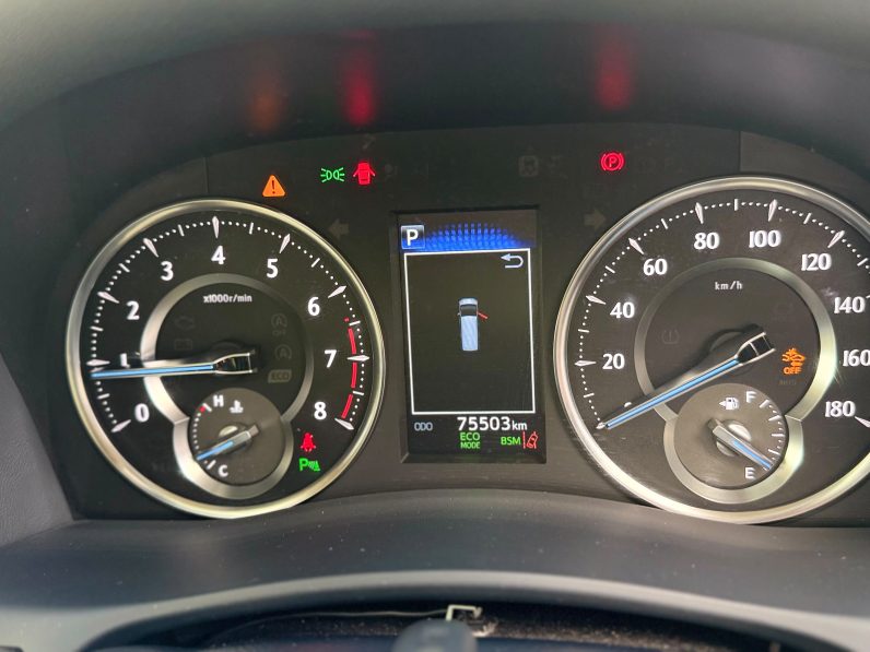 
								Toyota Alphard full									