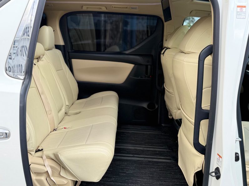 
								Toyota Alphard full									