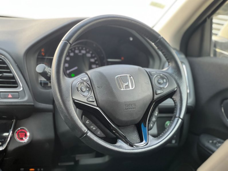 
								Honda Vezel full									