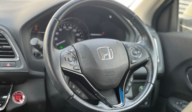
								Honda Vezel full									