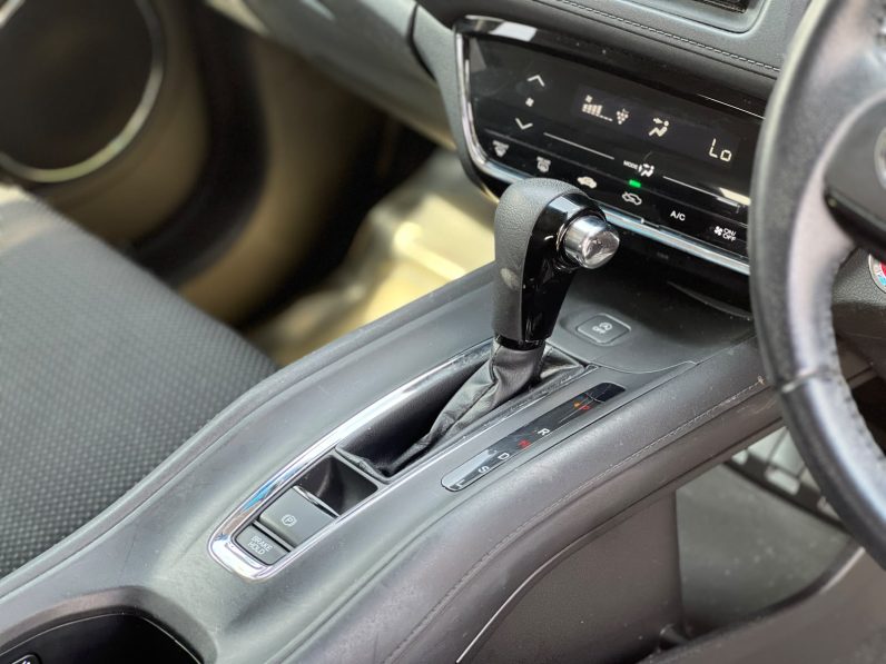 
								Honda Vezel full									