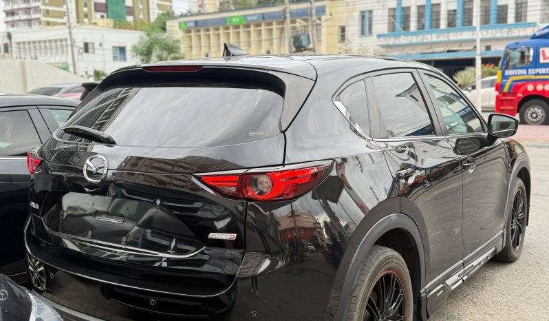 
								Mazda CX-5 full									