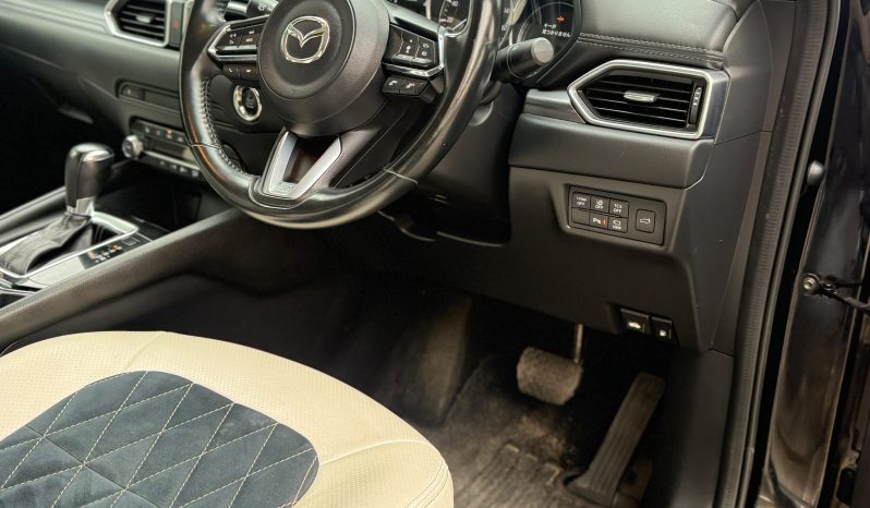 
								Mazda CX-5 full									
