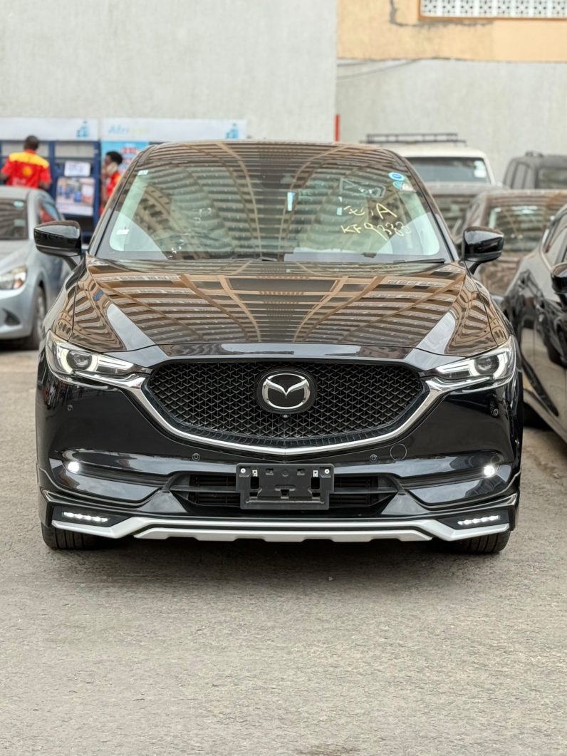 
								Mazda CX-5 full									
