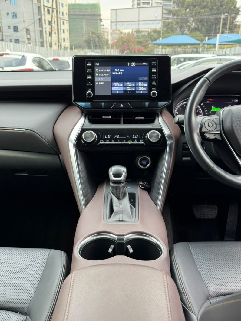 
								Toyota Harrier full									