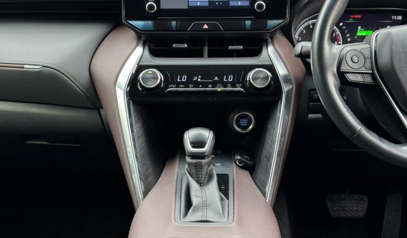 
								Toyota Harrier full									
