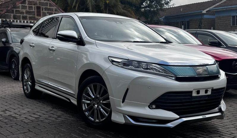 
								Toyota Harrier full									