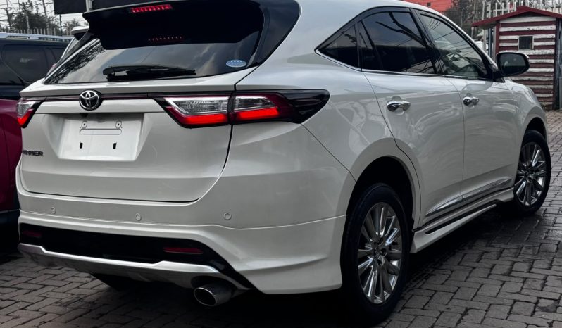 
								Toyota Harrier full									